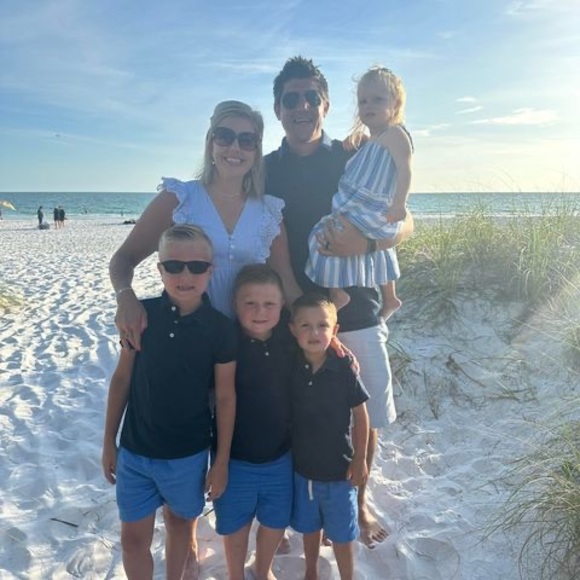 Meet your Posher, Kelly - Picture 1 of 1